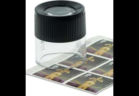 Magnifying glass - STATIC 10x aplanatic lens sharply defined edge and distortion free.
