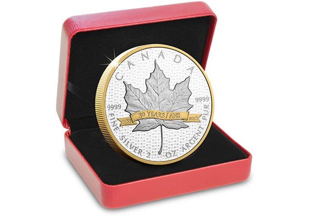 Canada 2018 Maple Leaf 30th Gold Plated 2oz Silver Case