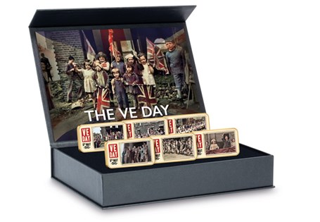 This VE Day Gold-Plated Set has been issued to celebrate 75 years since Victory in Europe Day. Your collection includes 6 Gold-Plated Ingots, each featuring an images from the VE Day celebrations. 