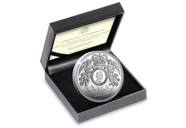 QEII In Memoriam Cuni Proof £5 (Jersey) Box Shot