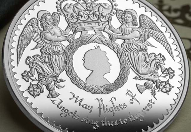 QEII In Memoriam Silver £5 (Jersey) Lifestyle 03