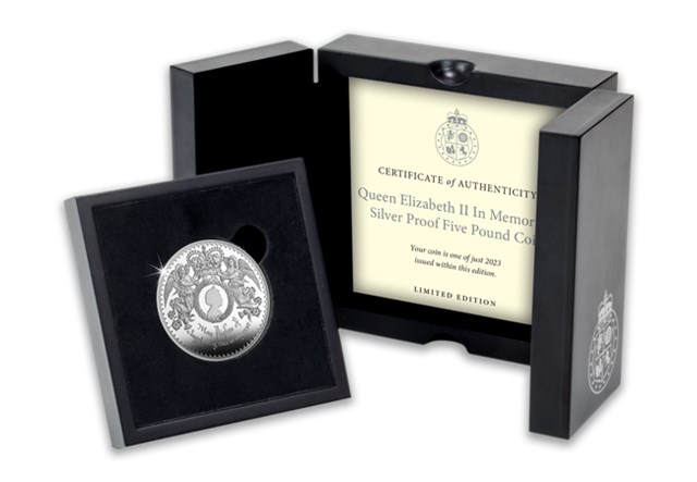 QEII In Memoriam Silver £5 (Jersey) Box Shot