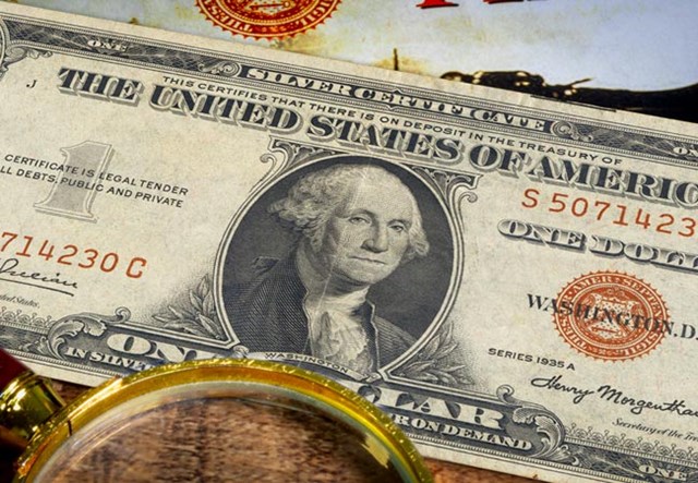 US WWII Hawaii 1 Dollar Banknote Lifestyle 04