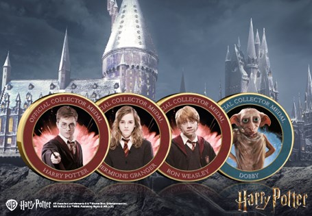 The Official Harry Potter Medals feature full colour images of fan favourites: Harry Potter, Hermione Granger, Ron Weasley & Dobby. 