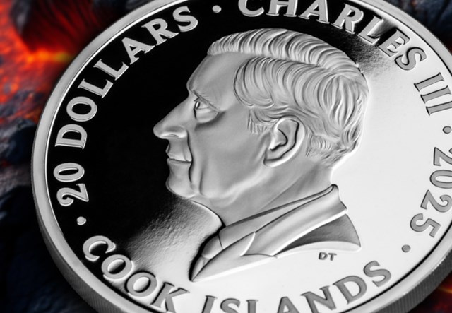 Lost City Pompeii Silver 3Oz Close Up 04