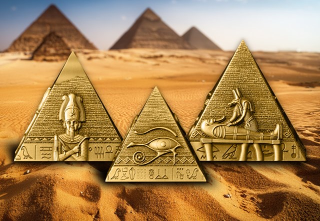 2025 Pyramids Of Giza Gold Plated 3 Coin Set Lifestyle 03