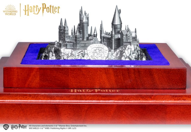 3D Hogwarts Castle On Display 03 2