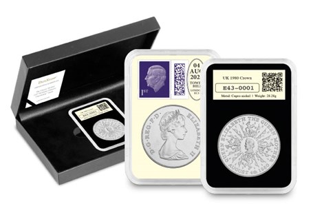 The official DateStamp presentation for the 125th Anniversary of the Queen Mother's birth. Featuring the UK 1980 Crown postmarked by the Royal Mail for the anniversary date of 4th August 2025.