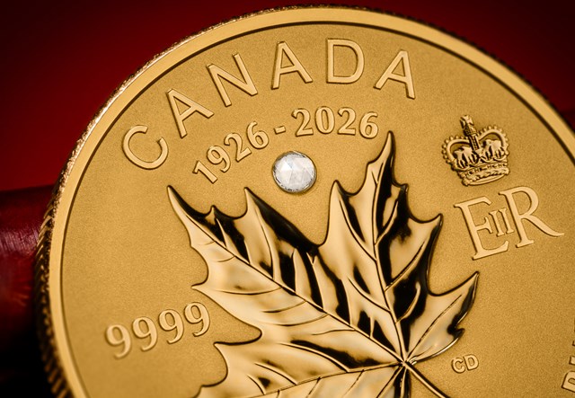 2026 Maple Leaf Fractional Set Lifestyle 08A