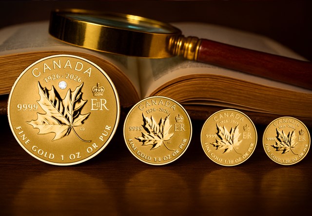 2026 Maple Leaf Fractional Set Lifestyle 02B