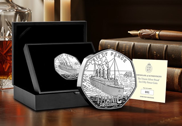 5Oz Titanic On Table With Box