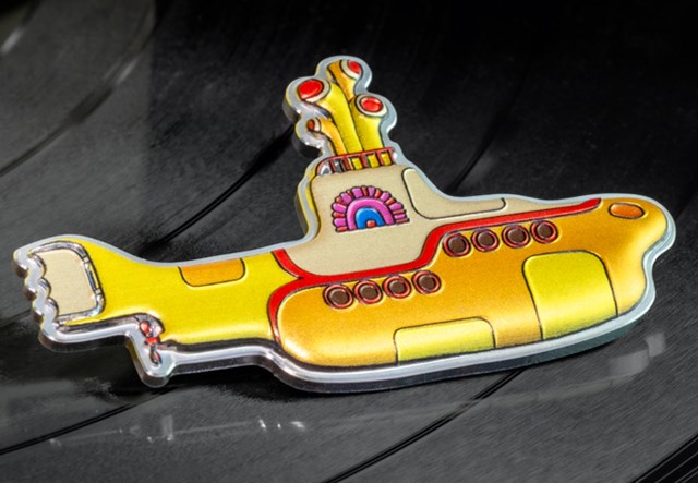 2024 Beatles Yellow Submarine Silver 1Oz Lifestyle 06