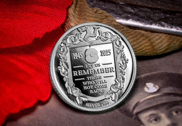 2025 RBL Silver Sovereign Set Lifestyle 06