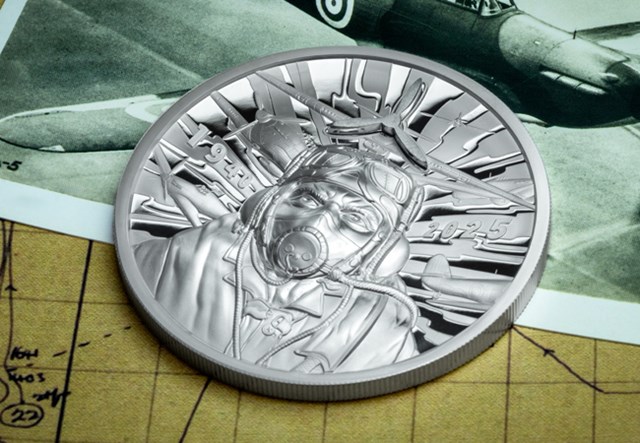2025 Battle Of Britain Silver 5Oz Masterpiece Lifestyle 06