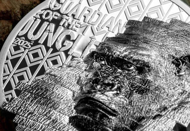 2025 Gorilla 2Oz Silver Lifestyle 05