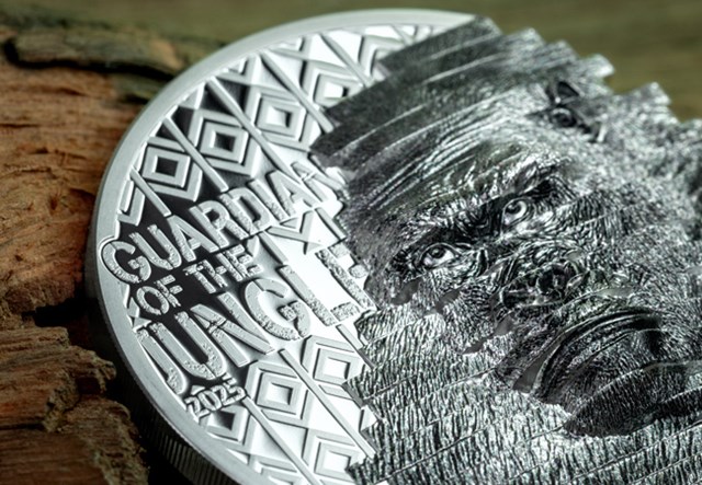 2025 Gorilla 2Oz Silver Lifestyle 03