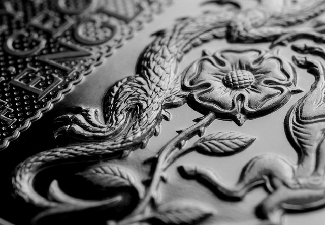 Product Image Lifestyle Extreme Close Up 2 England