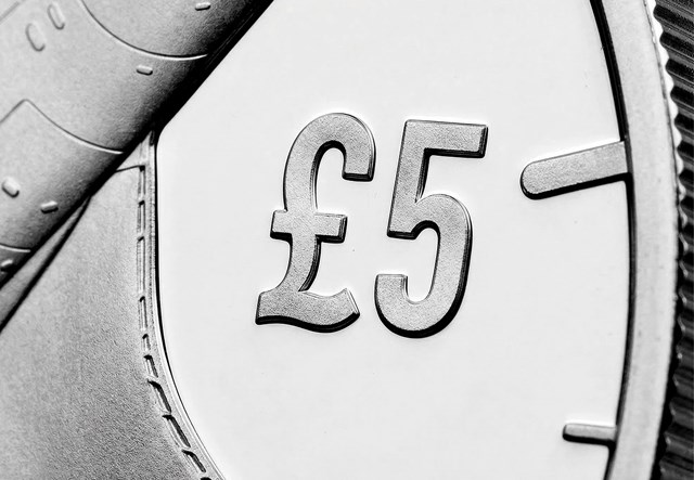 Concorde Silver £5 Close Up Detail 2